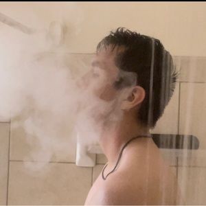 Meet your Posher, Javier